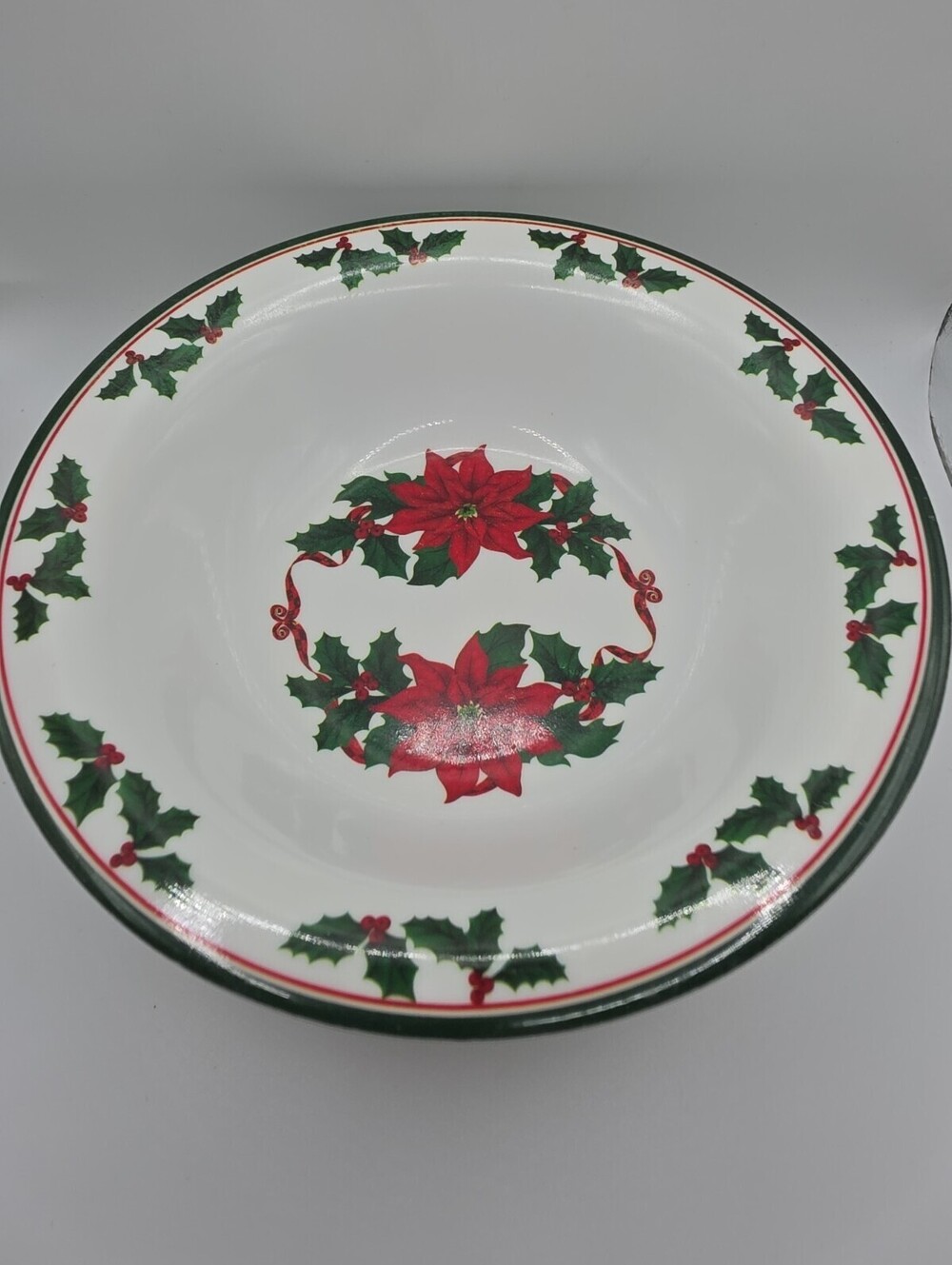 Vtg Lot of 6 Christmas Holly & Poinsettia Melamine Bowls by Fourstar 2004 (B34)